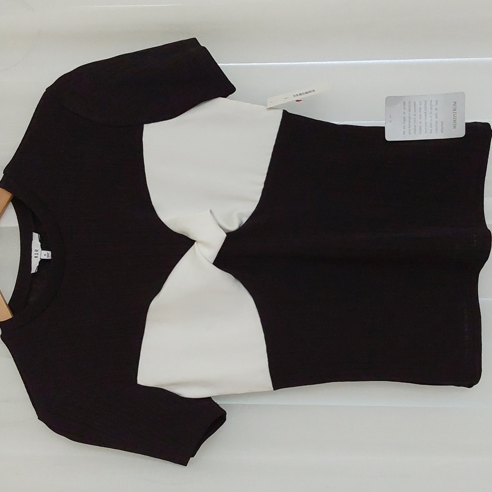 NWT Napean Sea Rd Black and White Short Sleeve Top Size S